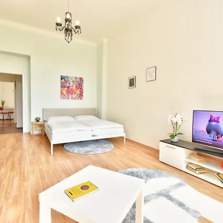 Karlsbad Apt * Karlovy Vary